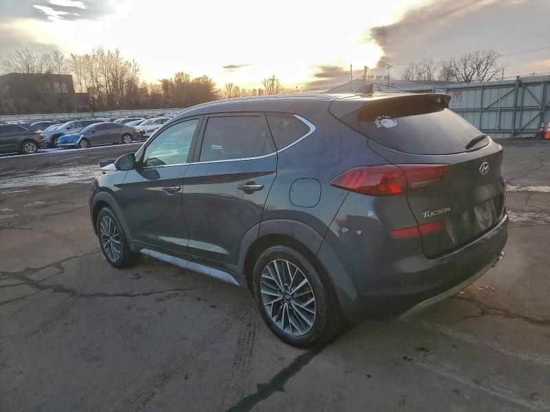 Фото 2 - HYUNDAI TUCSON