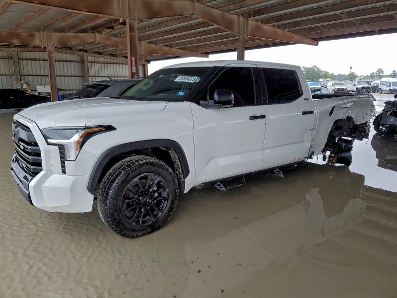 Фото 1 - TOYOTA TUNDRA