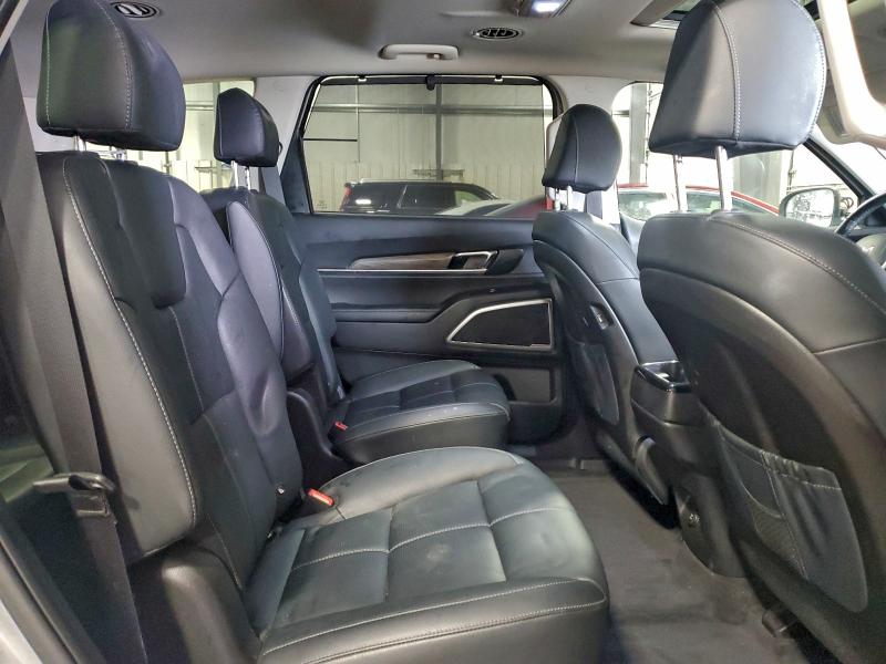 Фото 11 - KIA TELLURIDE