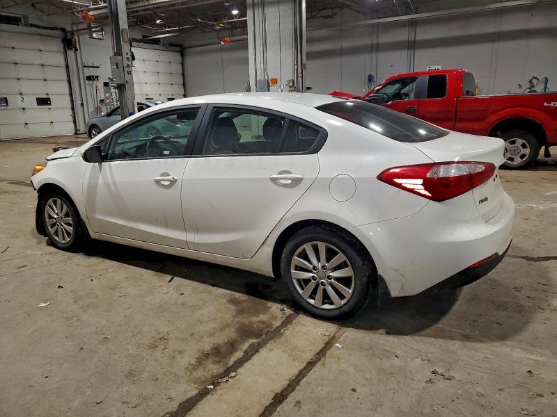 Фото 2 - KIA FORTE