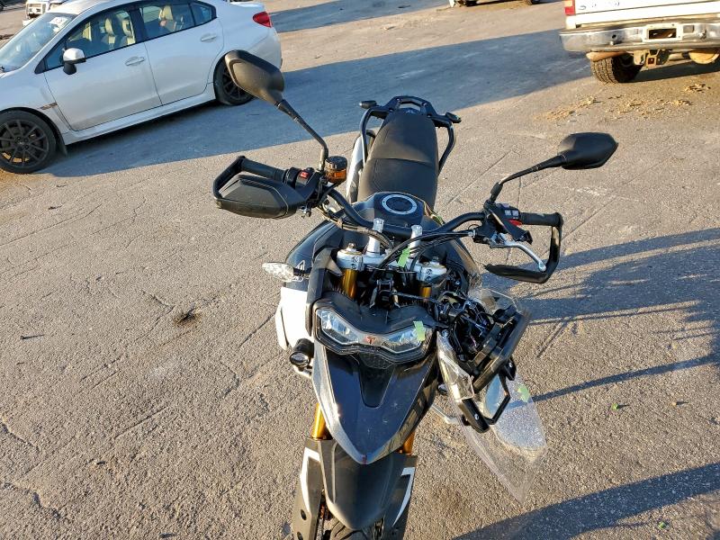 TRIUMPH TIGER 900 2025