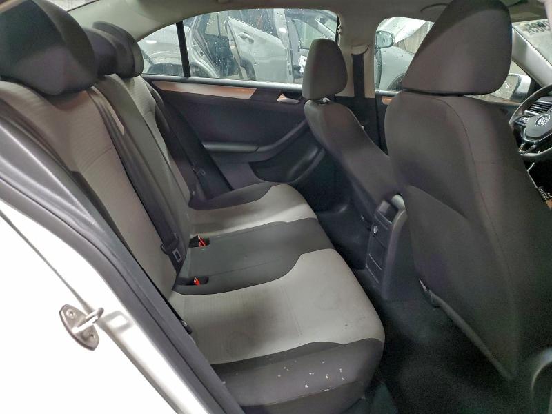 Фото 10 - VOLKSWAGEN JETTA