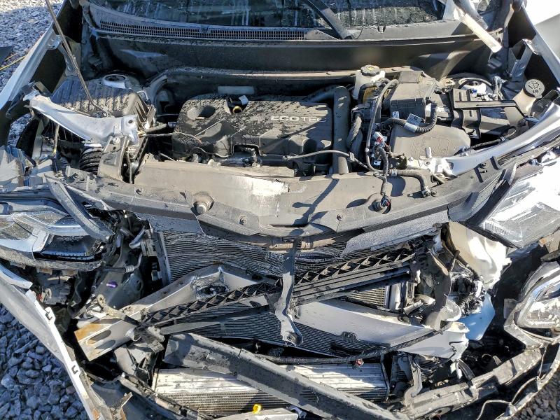 Фото 12 - CHEVROLET EQUINOX