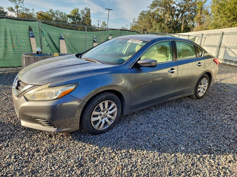 Фото 1 - NISSAN ALTIMA