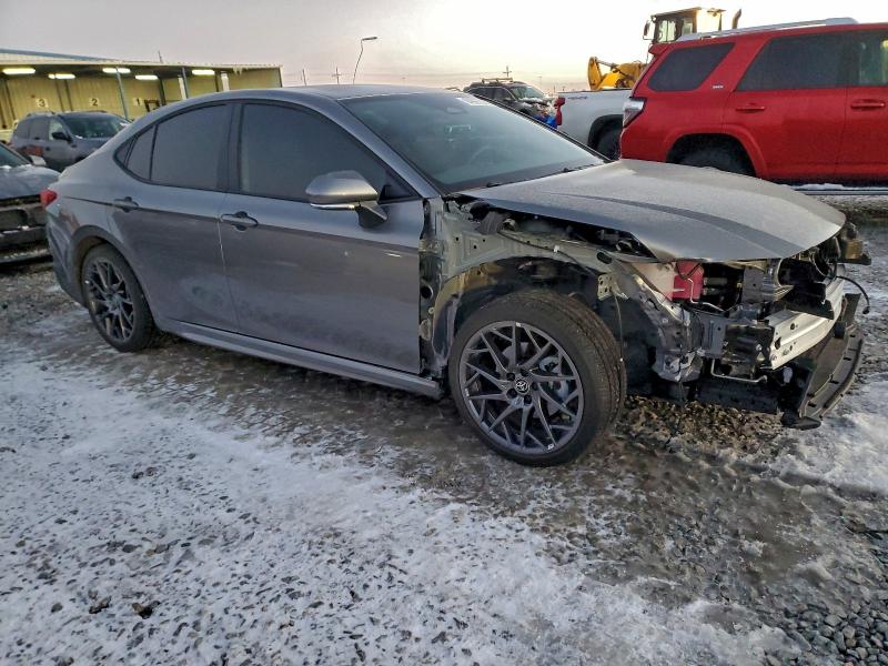 Фото 4 - TOYOTA CAMRY