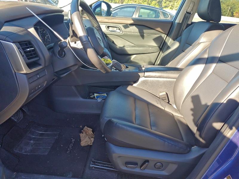 Фото 7 - NISSAN ROGUE