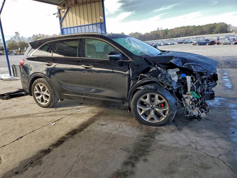 Фото 4 - KIA SORENTO