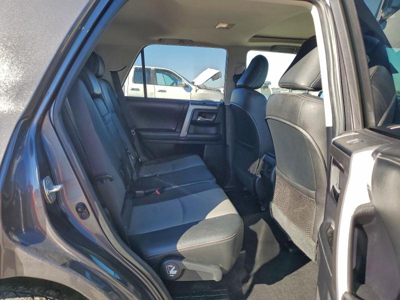 Фото 11 - TOYOTA 4RUNNER