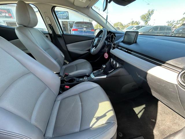 Фото 5 - TOYOTA YARIS