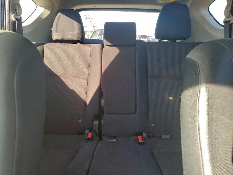 Фото 10 - TOYOTA RAV4