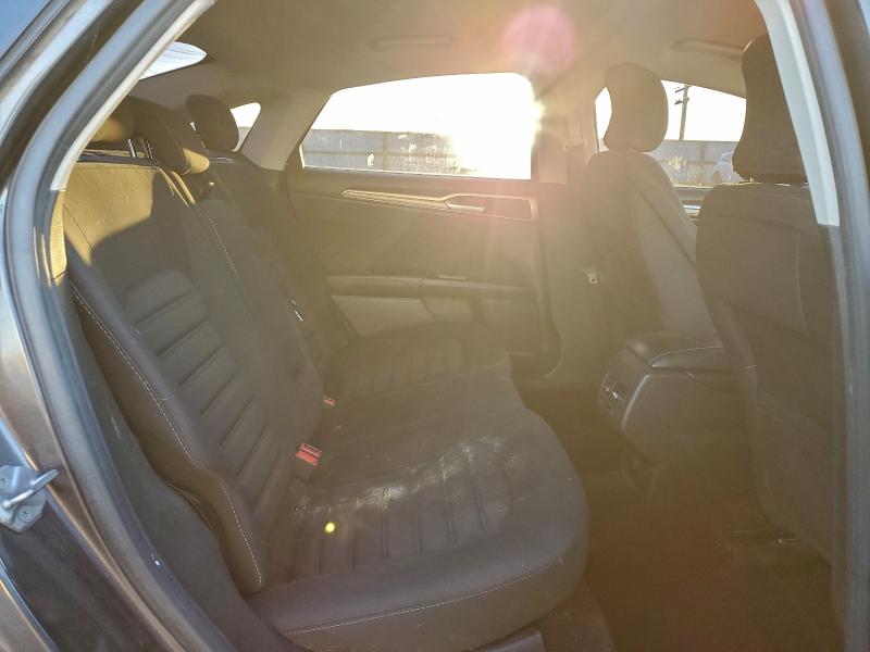 Фото 10 - FORD FUSION