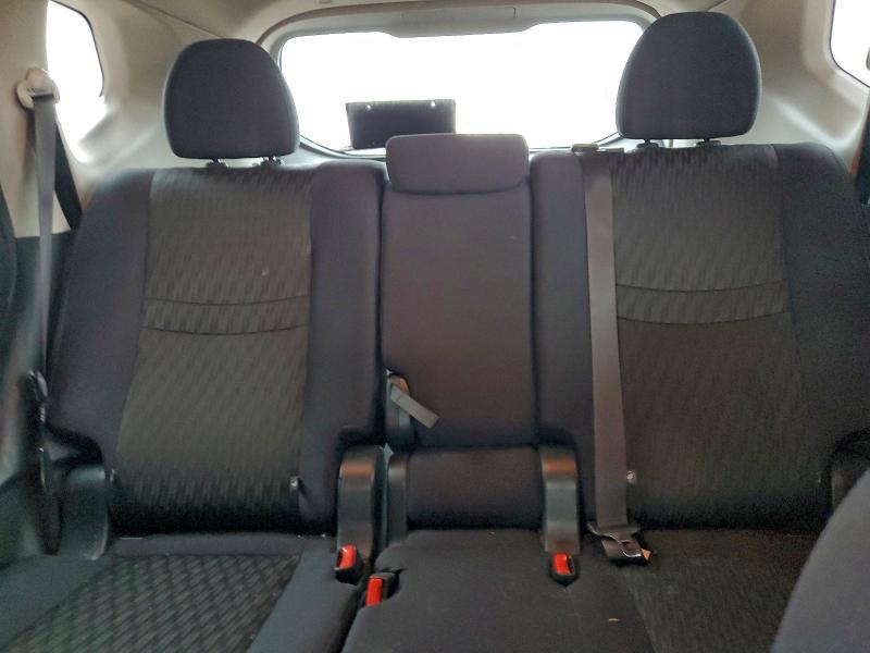 Фото 10 - NISSAN ROGUE