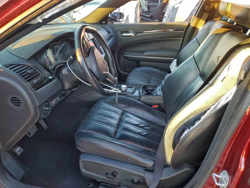 Фото 7 - CHRYSLER 300