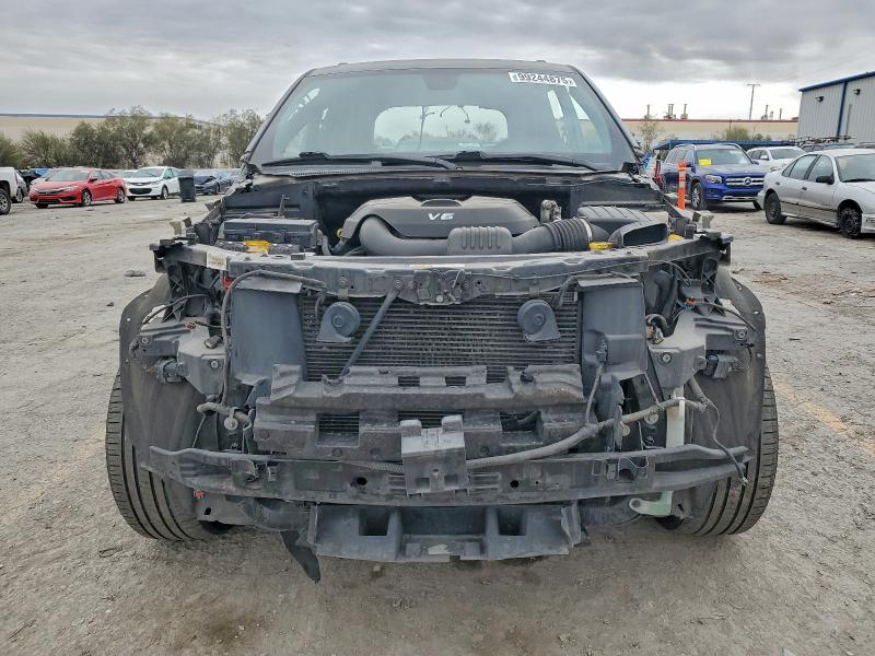 Фото 5 - JEEP GRAND CHER