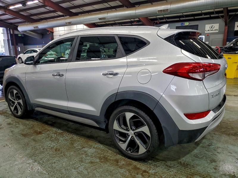 Фото 2 - HYUNDAI TUCSON