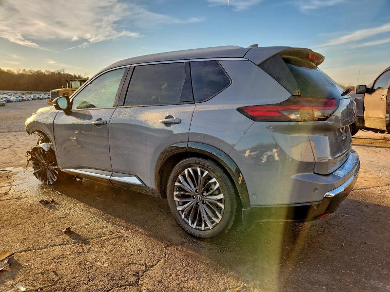 Фото 2 - NISSAN ROGUE