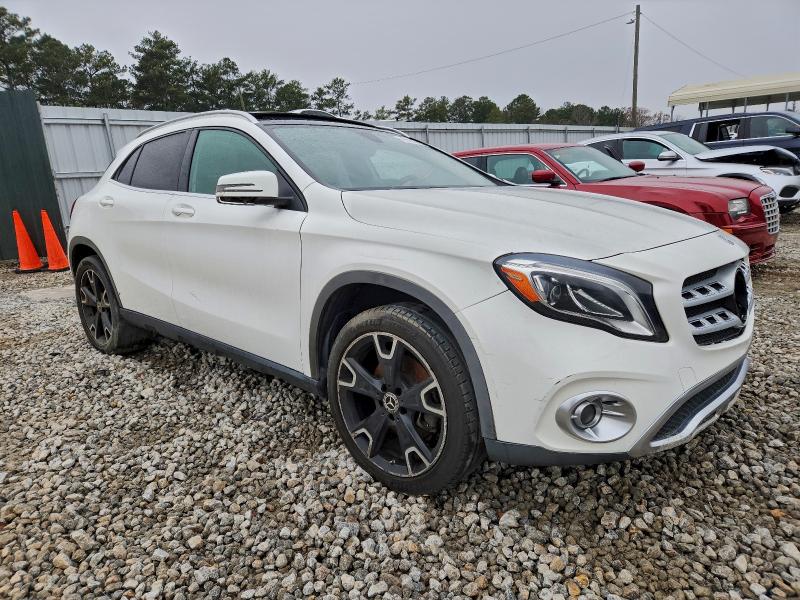 MERCEDES-BENZ GLA-CLASS 2019 VIN WDCTG4EB7KJ553942