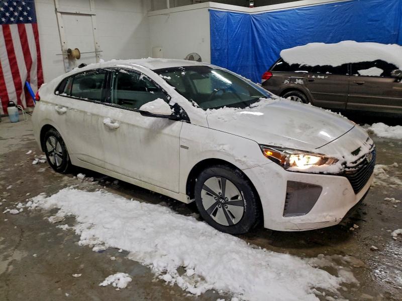 Фото 4 - HYUNDAI IONIQ