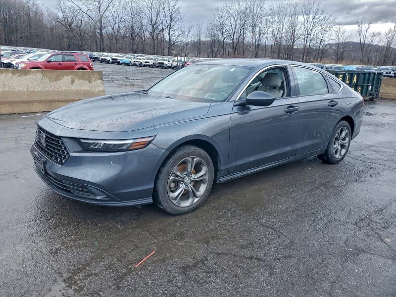 Фото 1 - HONDA ACCORD