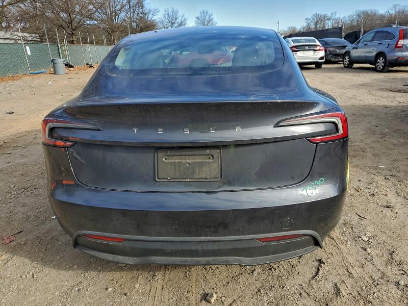 Фото 6 - TESLA MODEL 3