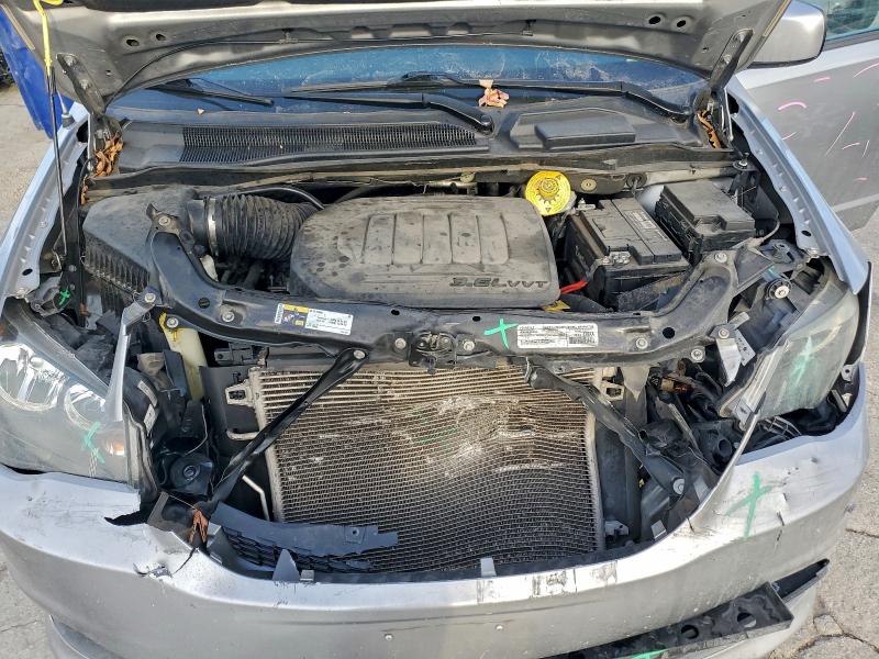 Фото 12 - DODGE CARAVAN