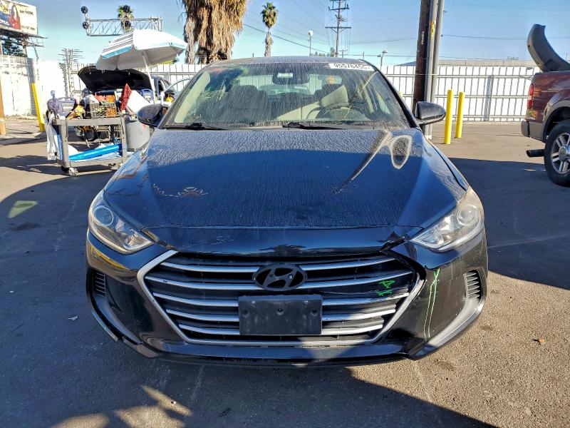 Фото 5 - HYUNDAI ELANTRA