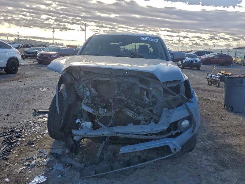 Фото 5 - TOYOTA TACOMA