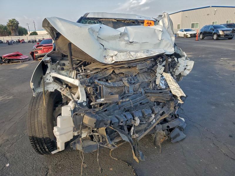 Фото 5 - NISSAN ROGUE