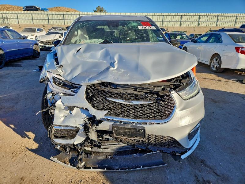 Фото 5 - CHRYSLER PACIFICA