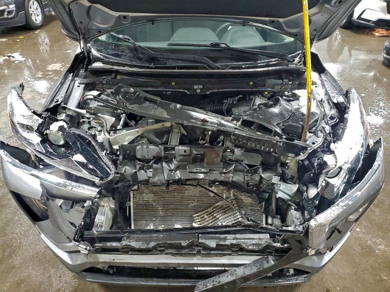 Фото 12 - MITSUBISHI ECLIPSE