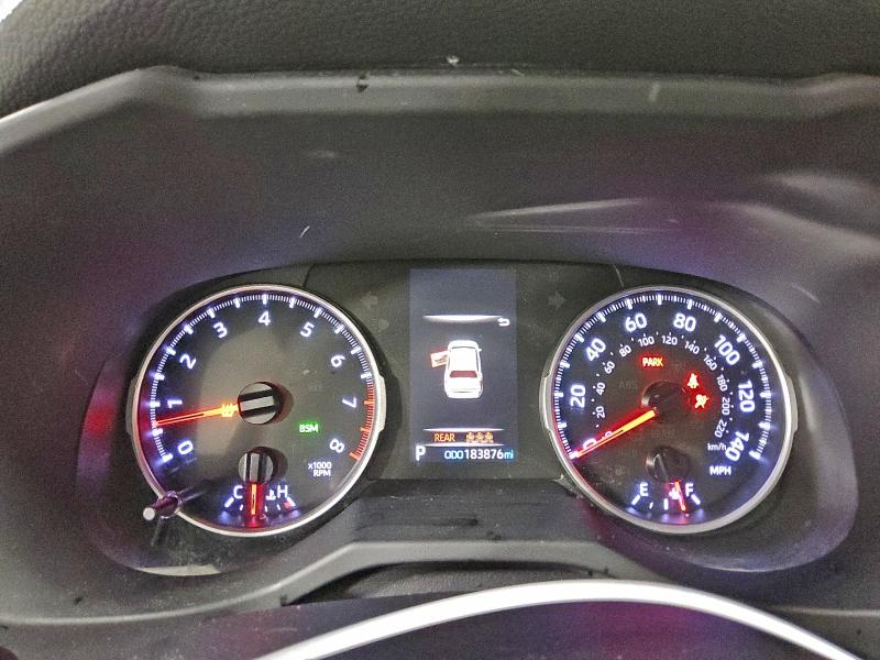 Фото 9 - TOYOTA RAV4