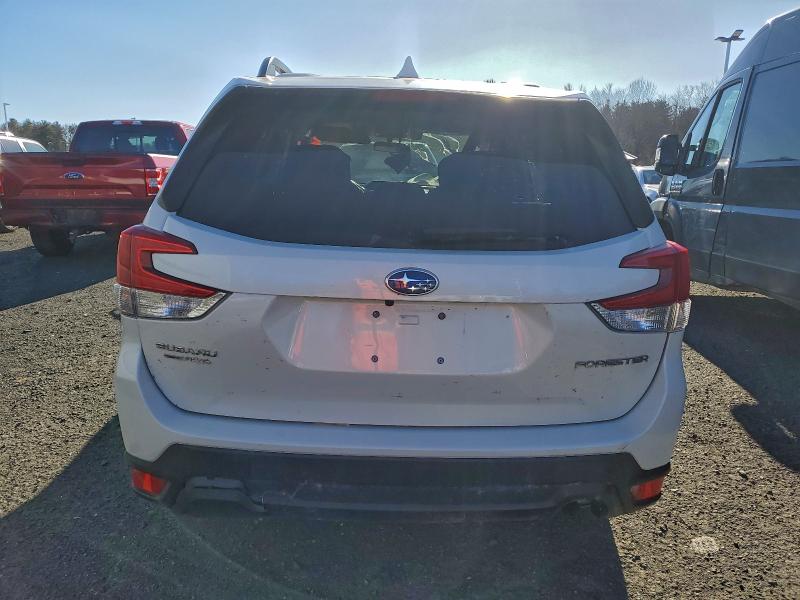 Фото 6 - SUBARU FORESTER