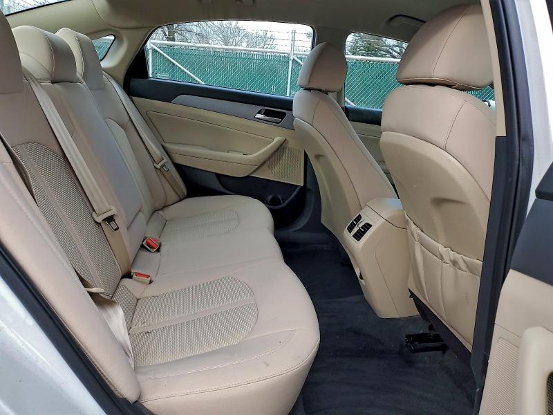 Фото 10 - HYUNDAI SONATA