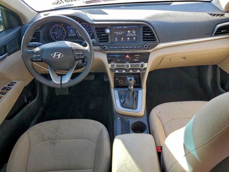 Фото 8 - HYUNDAI ELANTRA