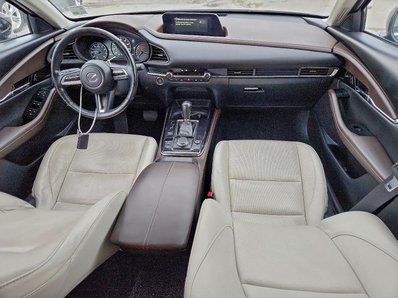 Фото 8 - MAZDA CX30