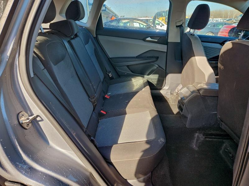 Фото 11 - VOLKSWAGEN TAOS S