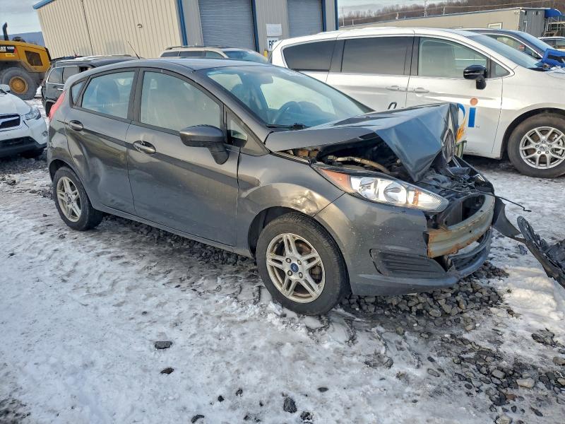 Фото 4 - FORD FIESTA