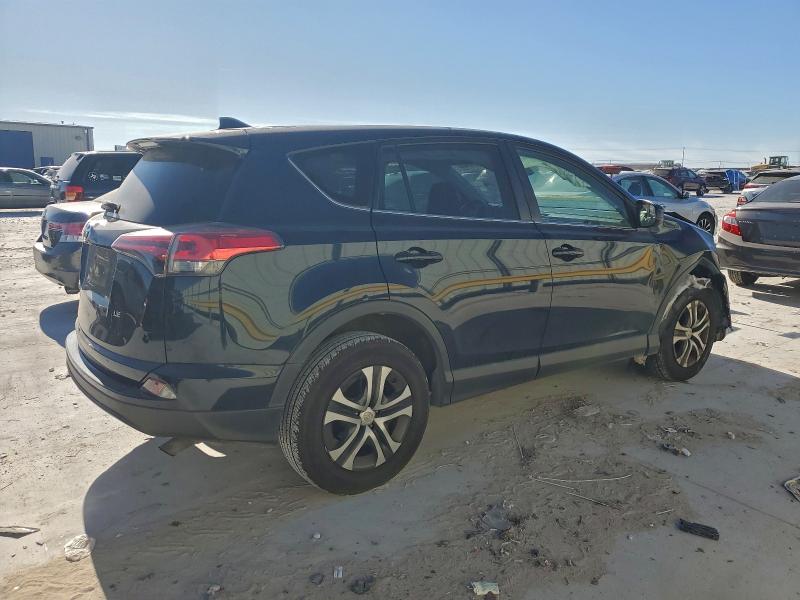 Фото 3 - TOYOTA RAV4