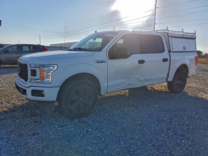 Фото 1 - FORD F-150