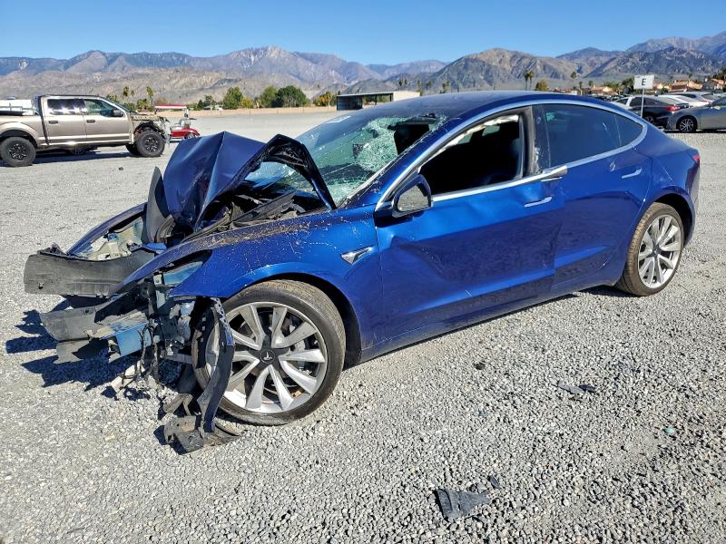 Фото 1 - TESLA MODEL 3