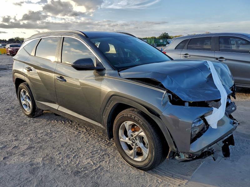 Фото 4 - HYUNDAI TUCSON