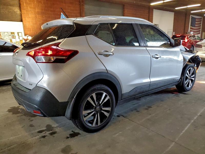 Фото 3 - NISSAN KICKS