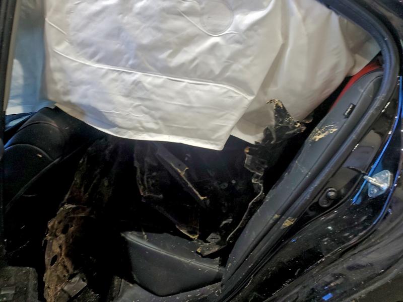 Фото 10 - TOYOTA CAMRY