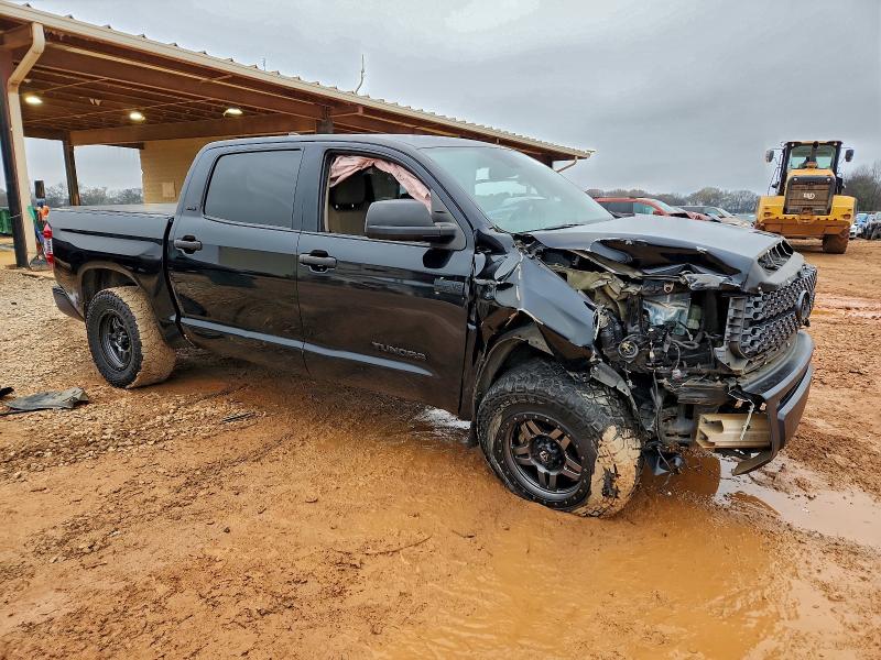 Фото 4 - TOYOTA TUNDRA