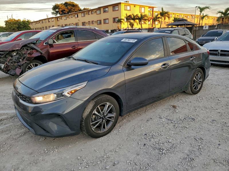 Фото 1 - KIA FORTE