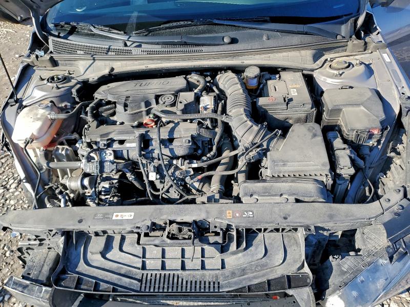 Фото 11 - HYUNDAI ELANTRA