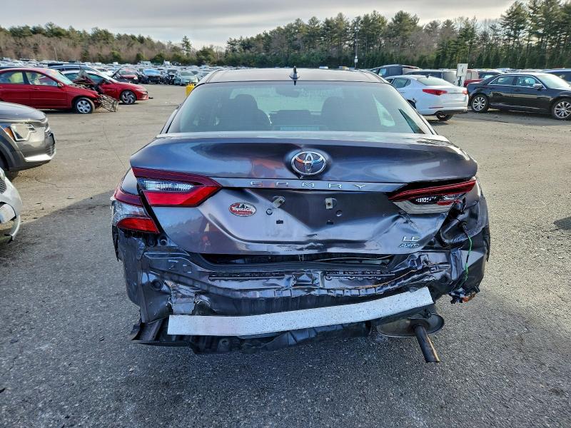 Фото 6 - TOYOTA CAMRY