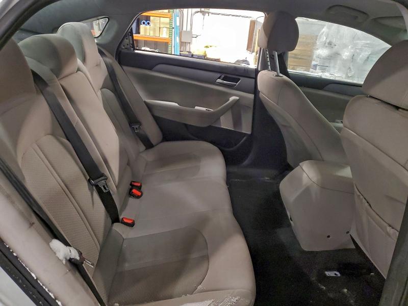 Фото 10 - HYUNDAI SONATA