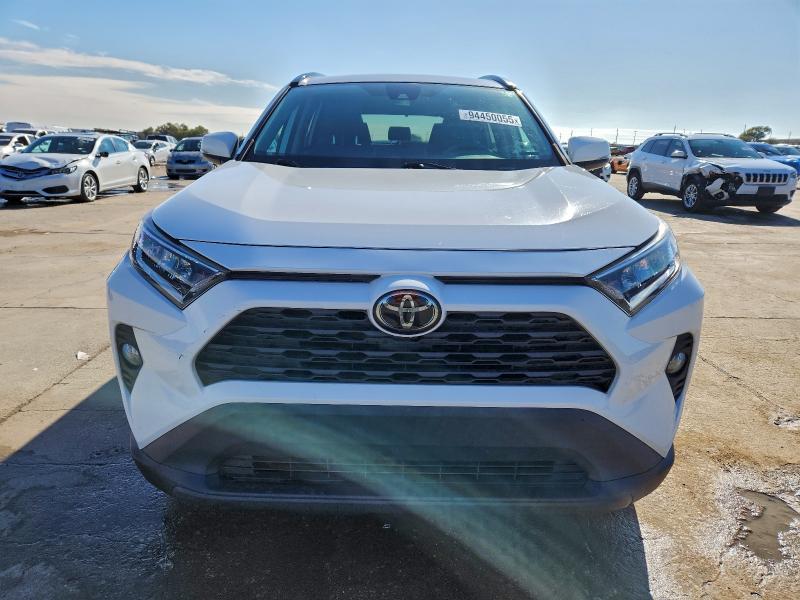 Фото 5 - TOYOTA RAV4