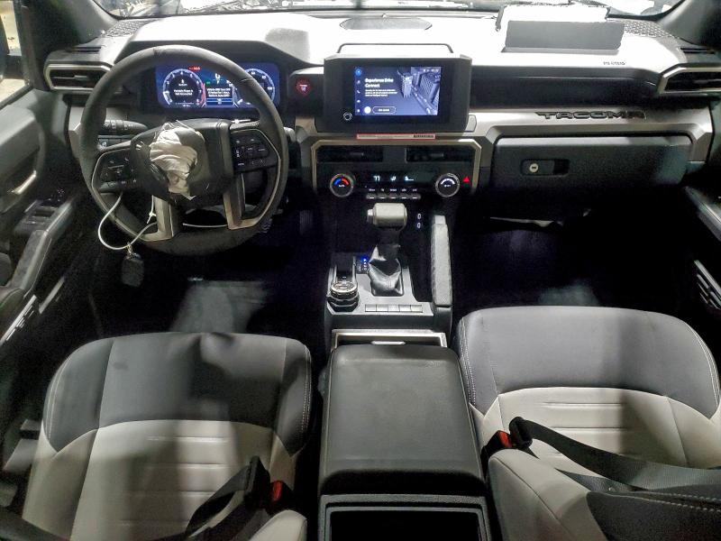 Фото 8 - TOYOTA TACOMA